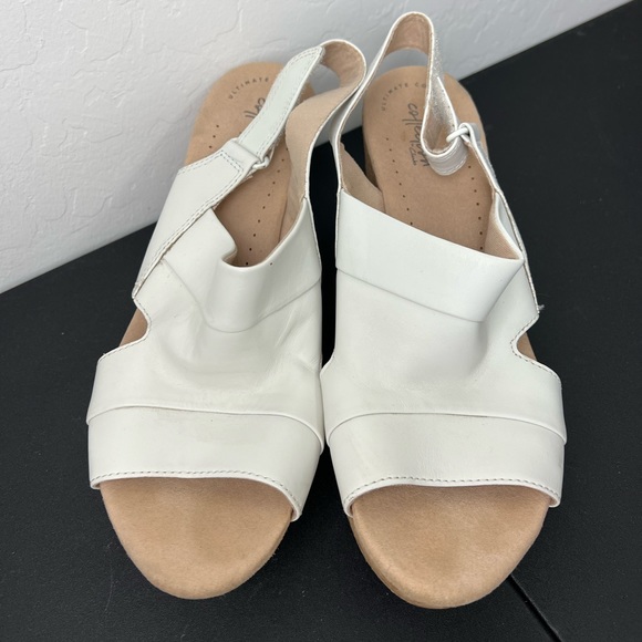 NIB Clarks Annadel Ivory Wedge Slingback Size 11 - Picture 2 of 10